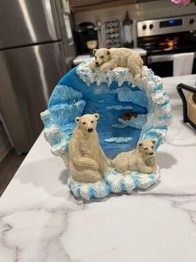 RARE Arctic Polar Bear Resin Decorative Diorama Ornament with Seals & Penquins